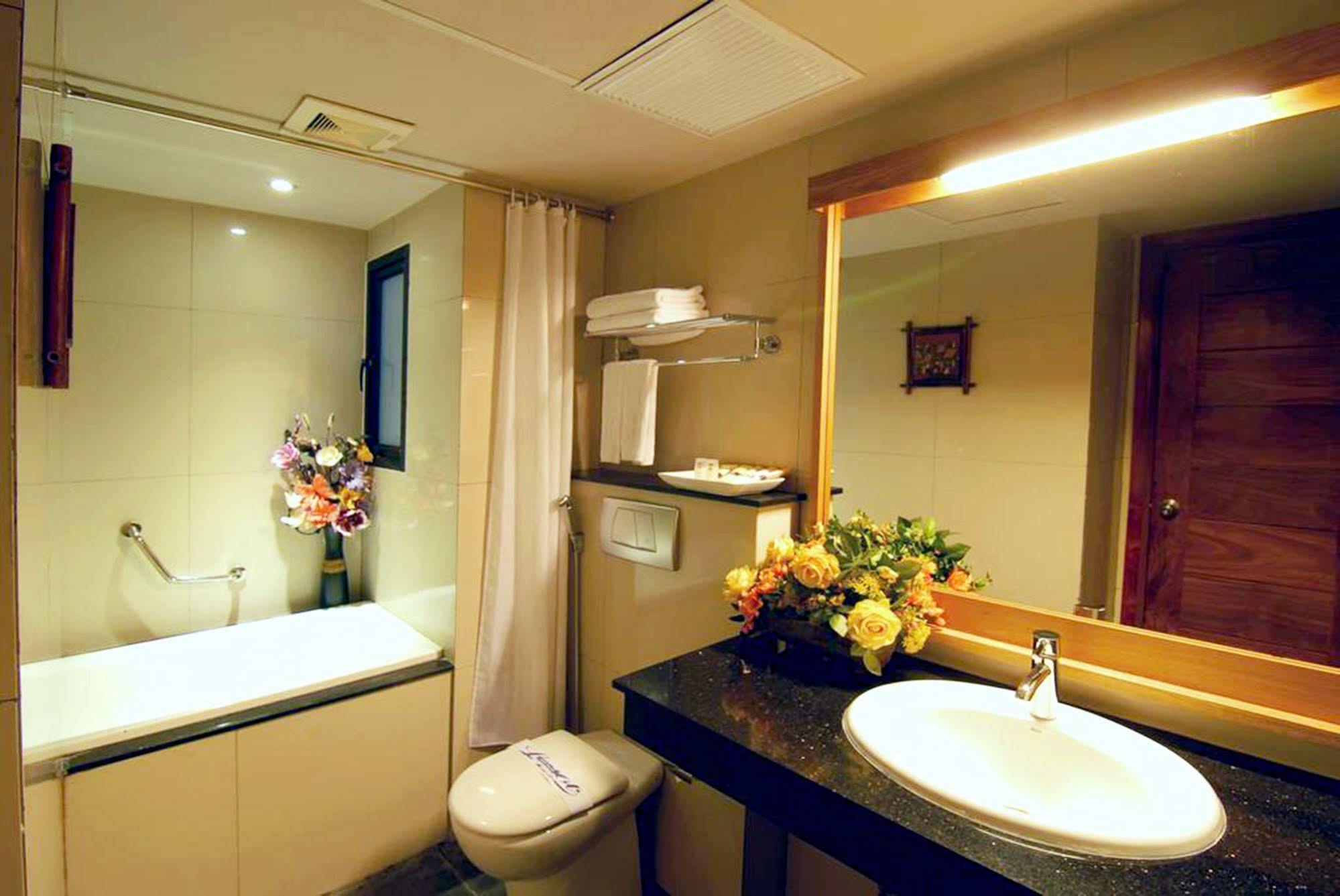 Hanoi Eternity Hotel Extérieur photo