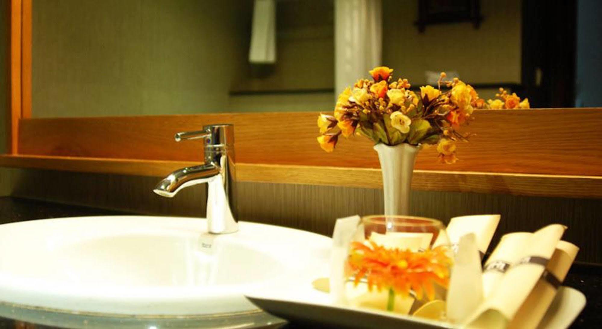 Hanoi Eternity Hotel Extérieur photo